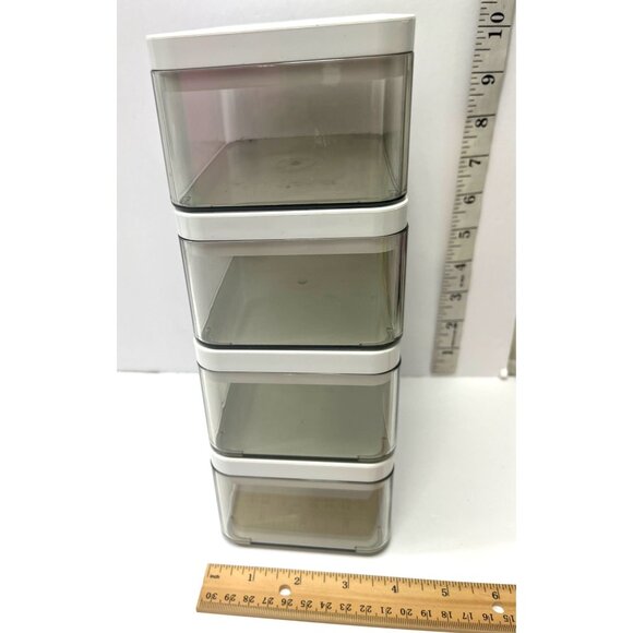 Set Of 4 Stackable Clear Plastic Food Storage Containers With White Lids C155 - Picture 4 of 6